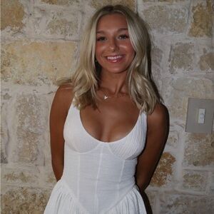 Meet your Posher, Reese